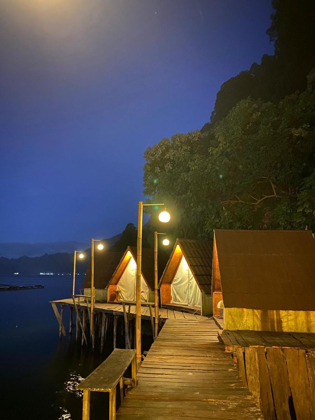 Emayan Glamping Kubupenlokan Ngoại thất bức ảnh