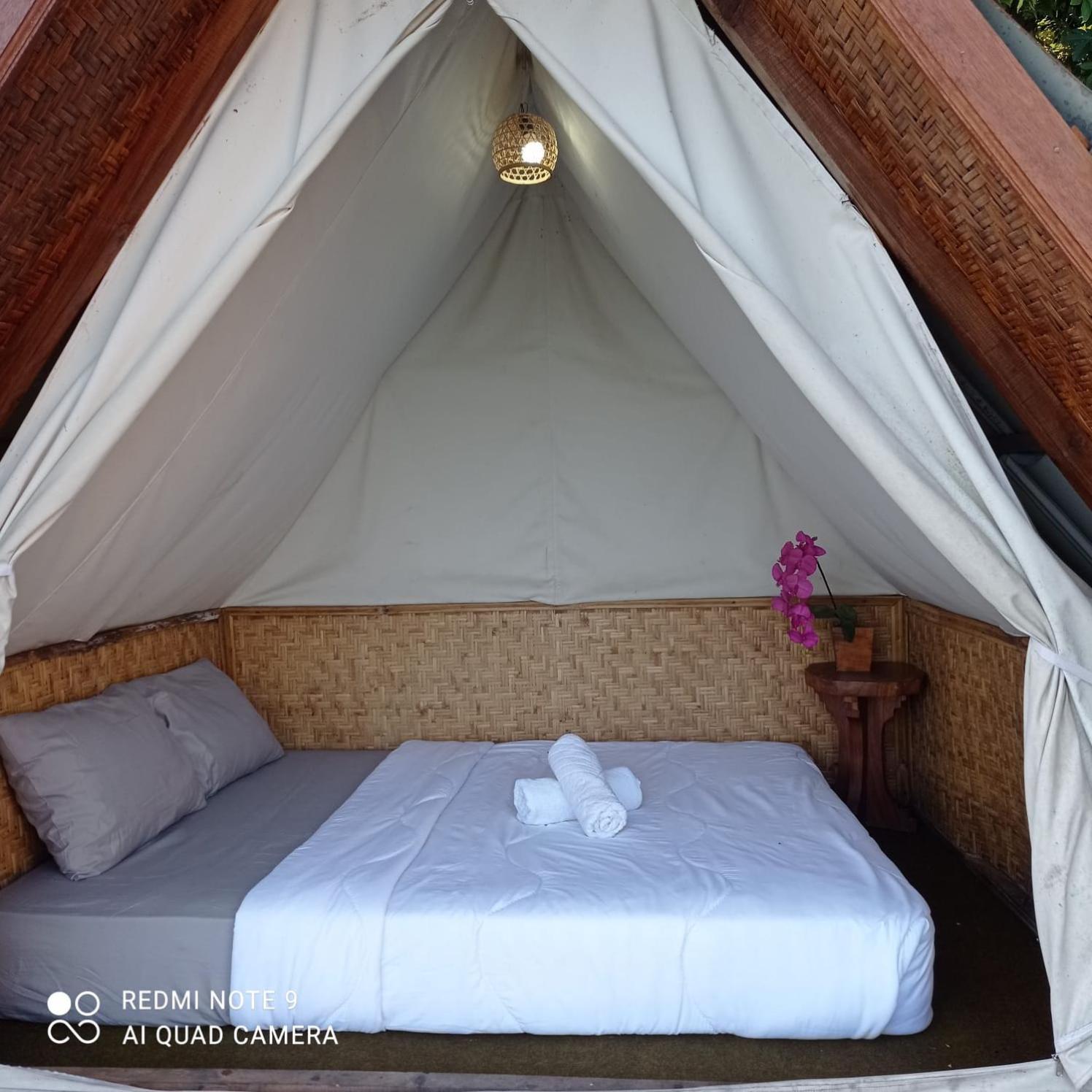 Emayan Glamping Kubupenlokan Ngoại thất bức ảnh