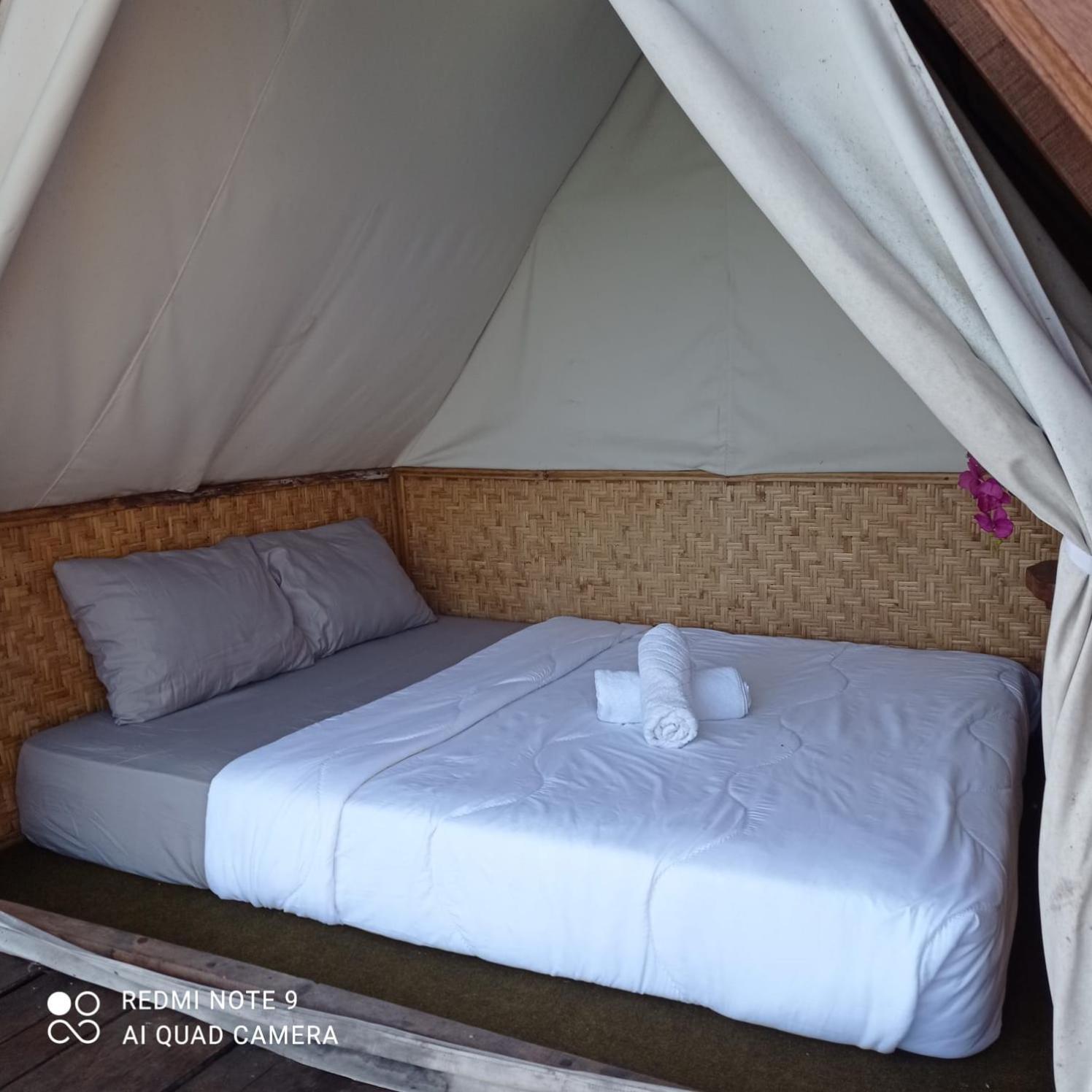 Emayan Glamping Kubupenlokan Ngoại thất bức ảnh