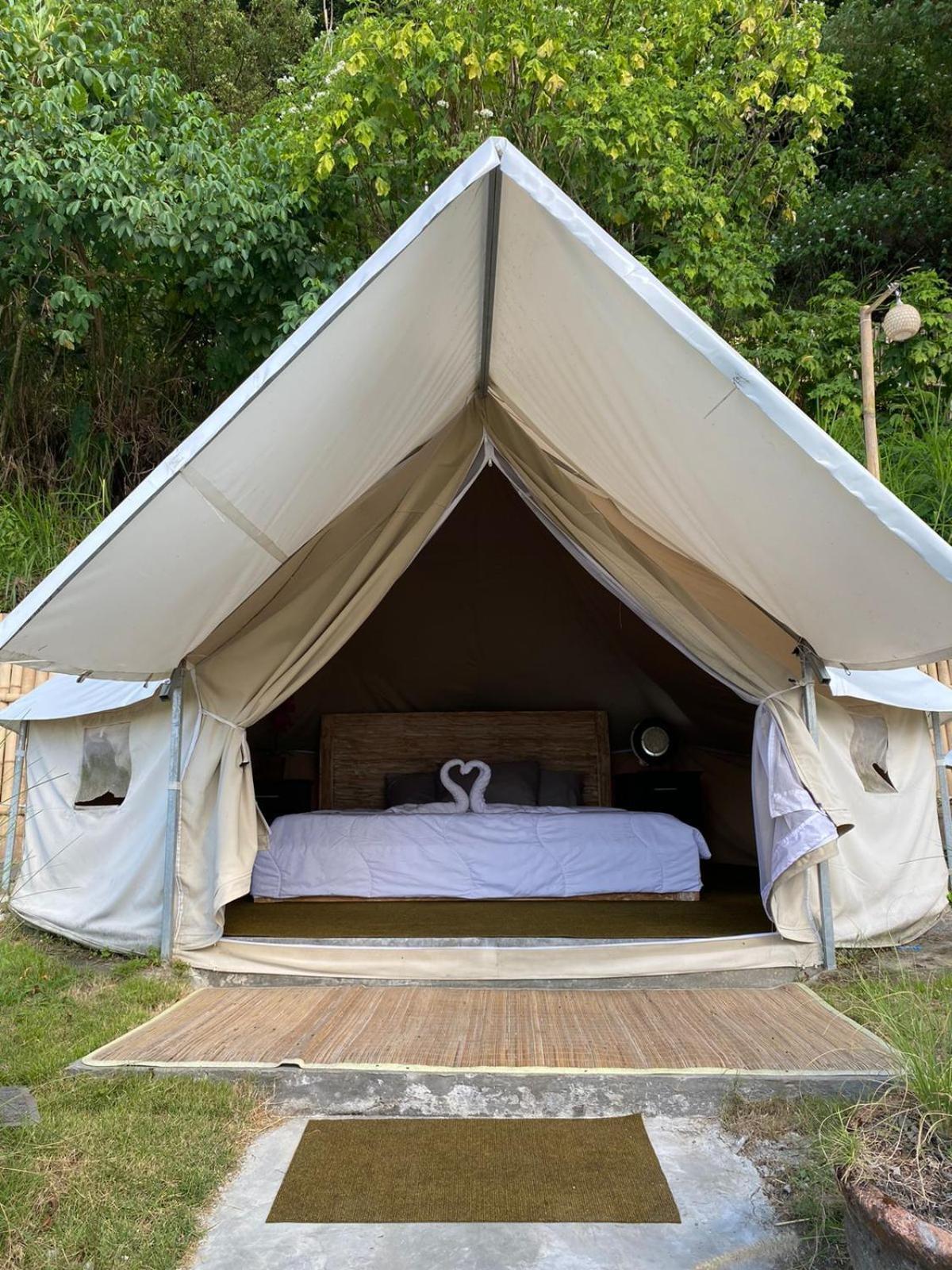Emayan Glamping Kubupenlokan Ngoại thất bức ảnh